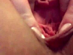Meaty Pussy Gets Stretched to the Limit