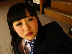 Хинано Камисака, јапанска порно звезда, постаје луда у врућим изворима