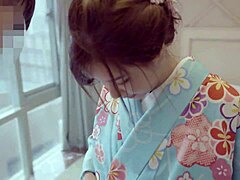 Seksi sakura kostümlü amatör Japon kız