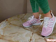 Foot fetish lovers rejoice! A new sneaker try-on video is here