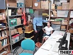 Hukuman pekerja pejabat kerana gangguan seksual