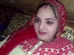 Fată tânără primește creampie de la fratele ei vitreg într-un videoclip de sex indian
